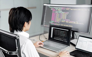 金坛 ,php声明和调用变量的符号是什么？